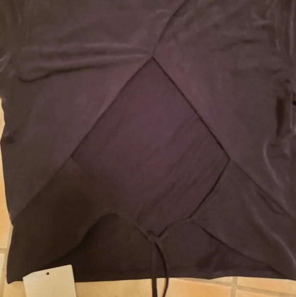 Lululemon Open Tie-Back Short Sleeve Black - Picture 8 of 13